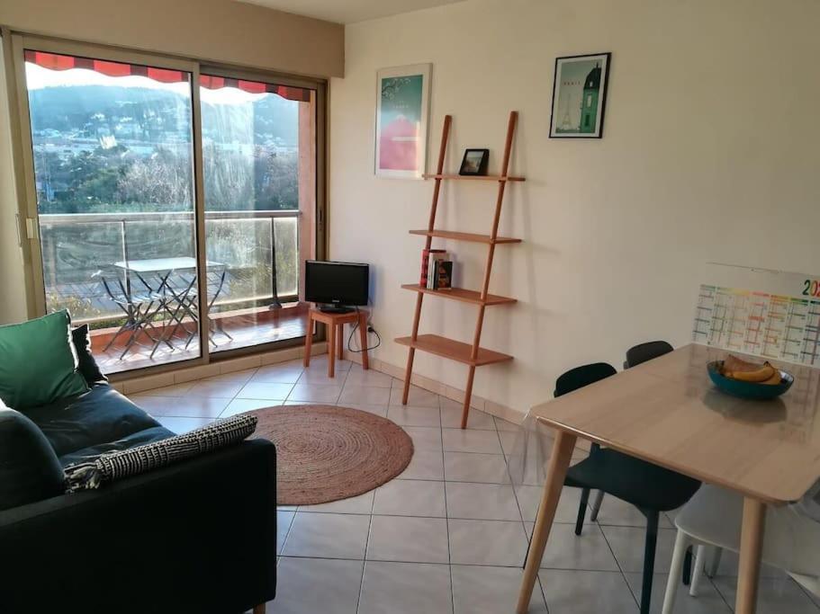 Les Jardins Du Luxembourg Apartment Hyeres Bagian luar foto